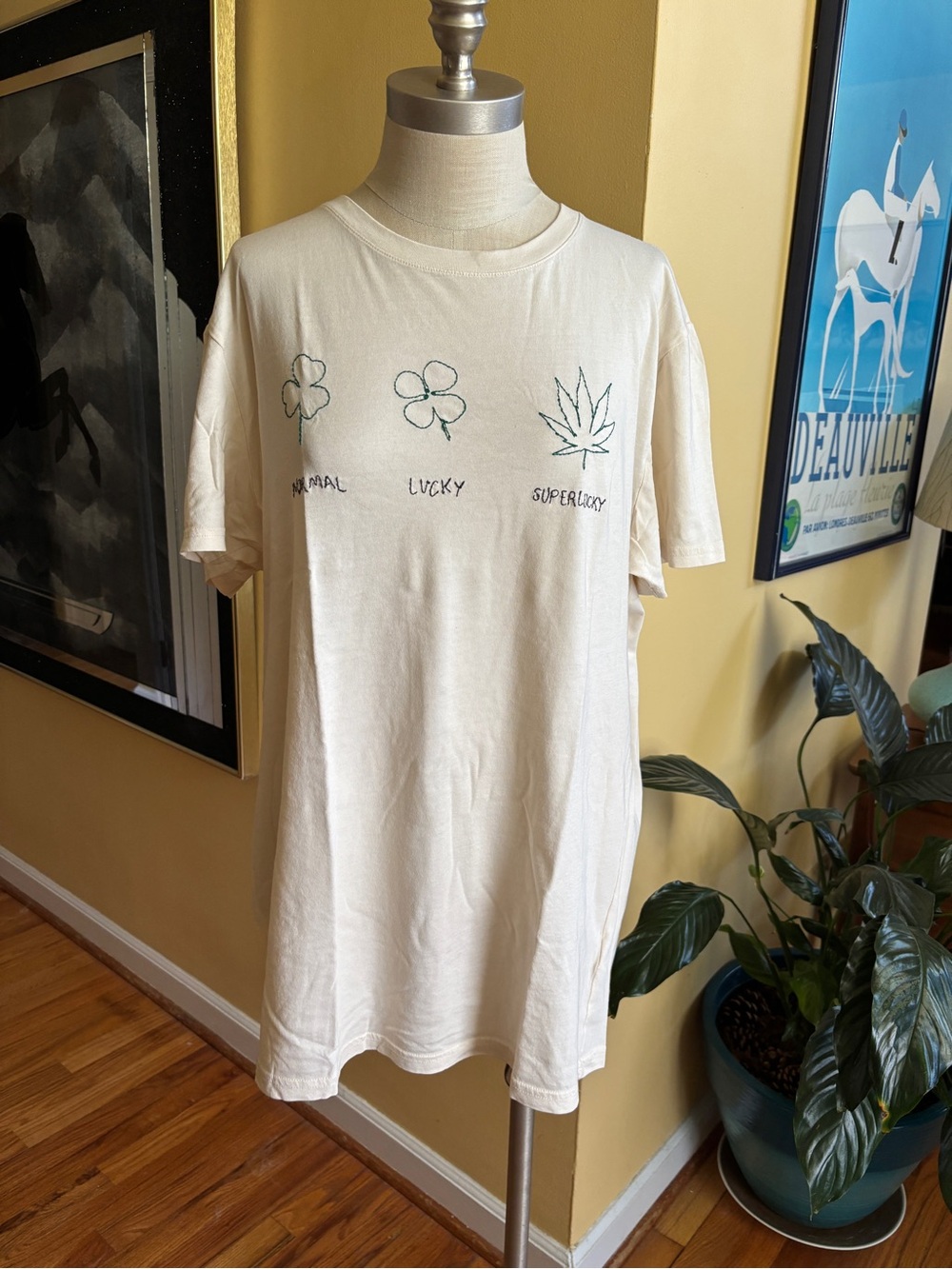 lucky brand clover and 420 tshirt